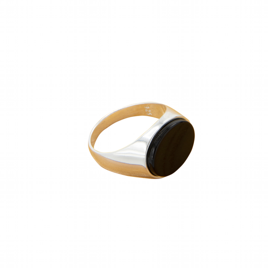 Onyx Ring: 925 Sterling Silver