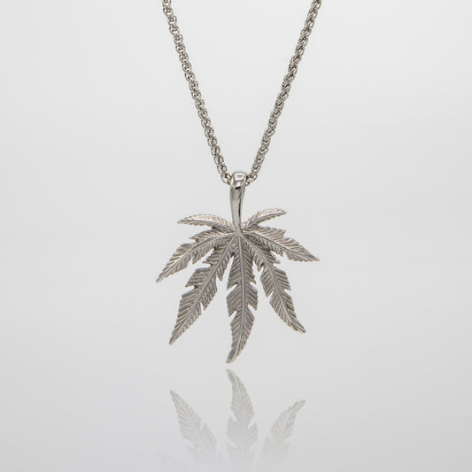 Jamaican Leaf Pendant - Silver