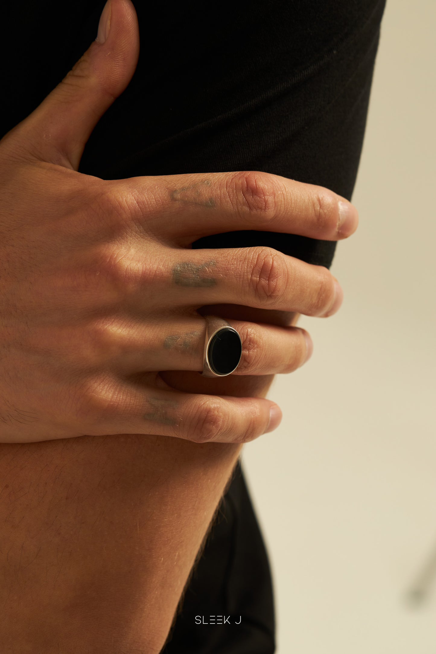 Onyx Ring: 925 Sterling Silver